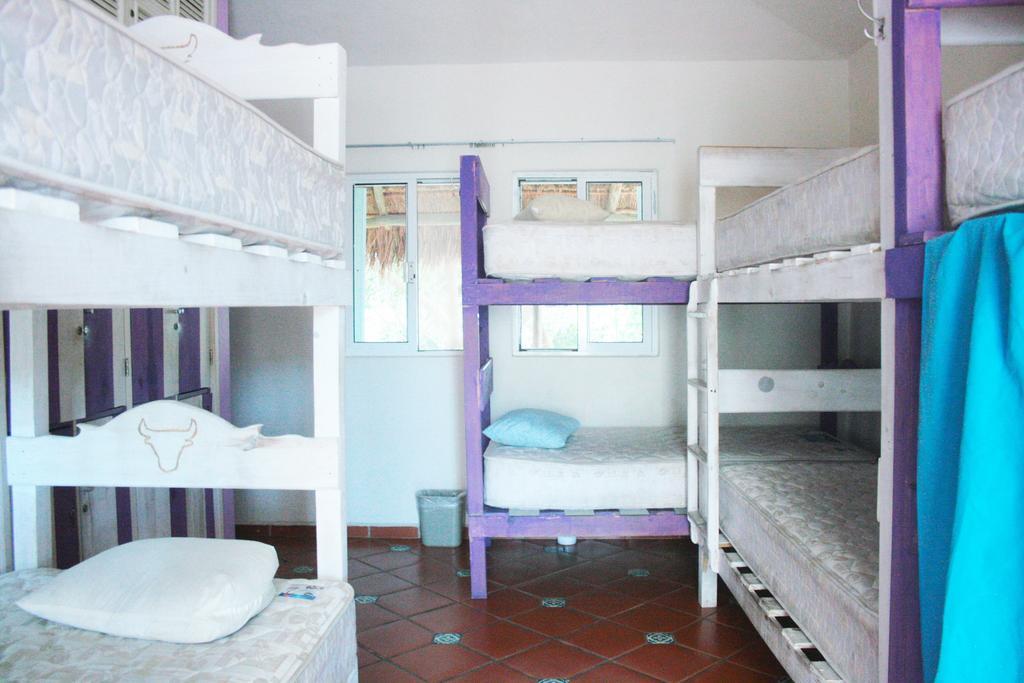 The Yak Hostel Playa del Carmen Chambre photo