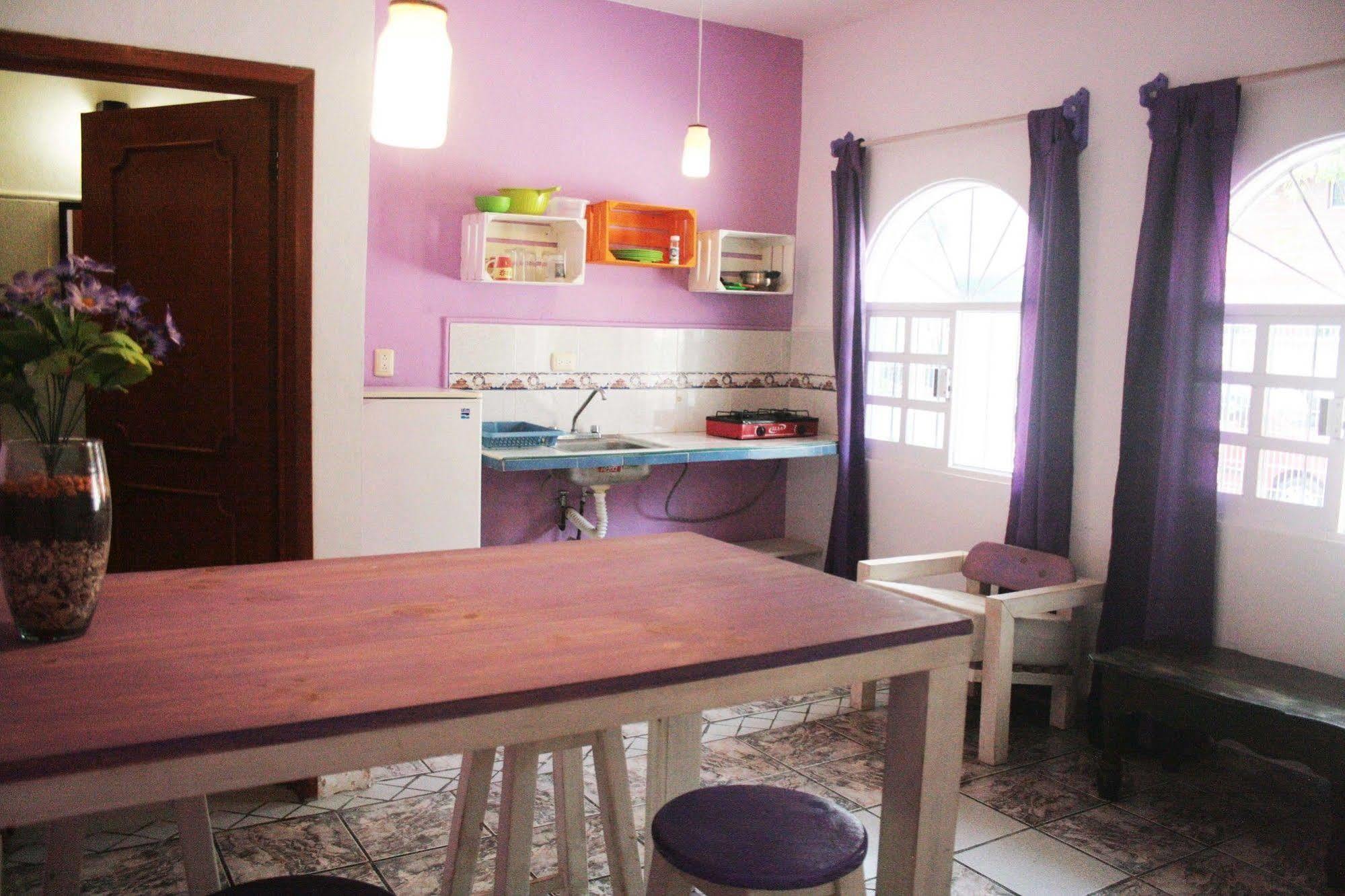 The Yak Hostel Playa del Carmen Extérieur photo