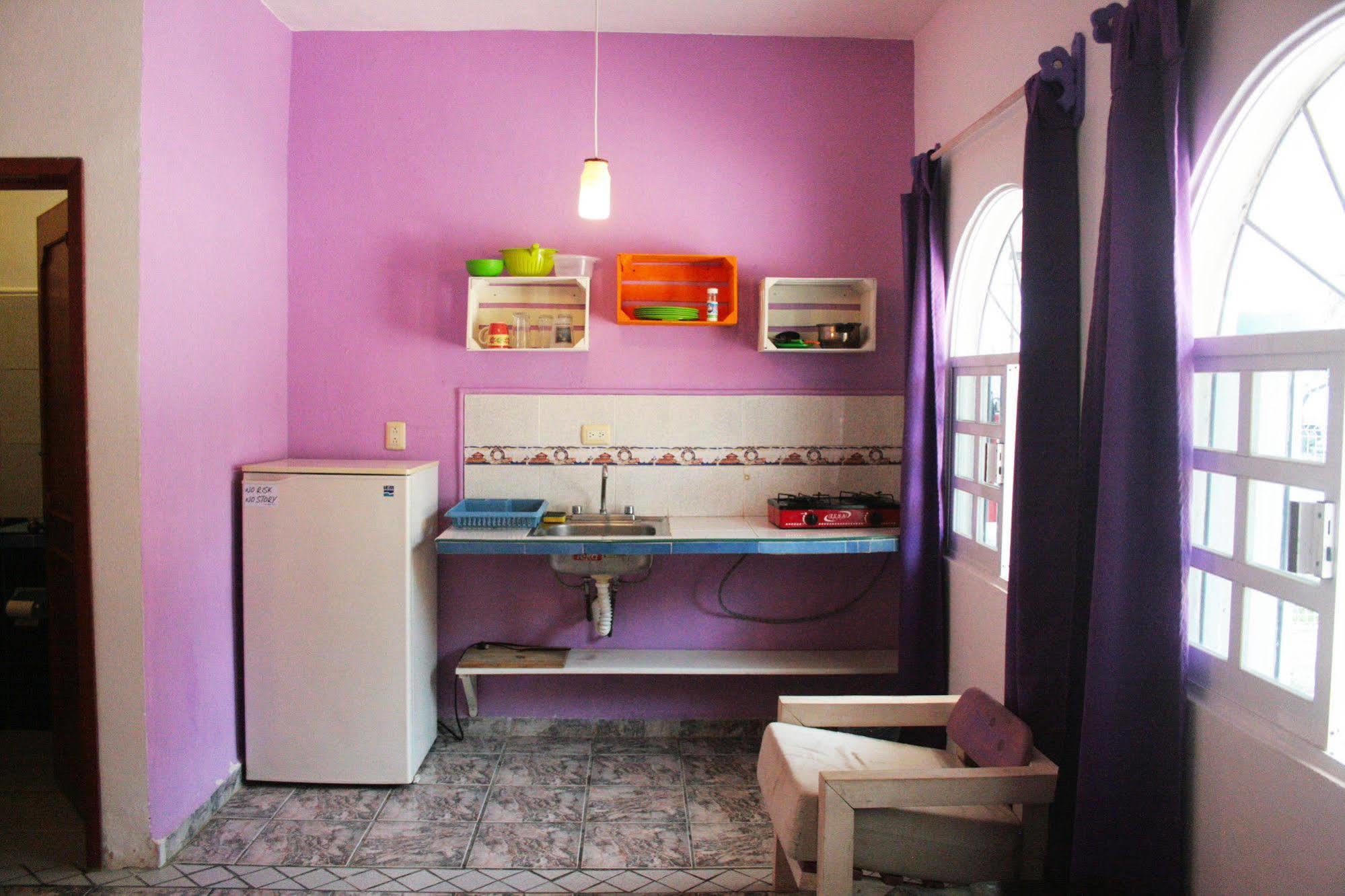 The Yak Hostel Playa del Carmen Extérieur photo